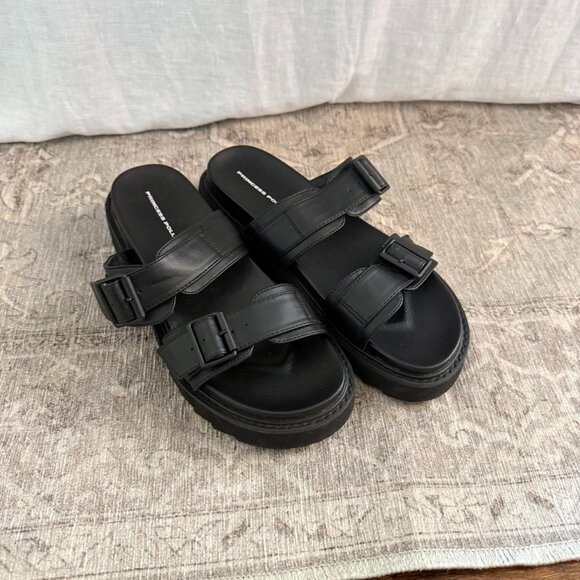 Princess Polly Women's Black Sandals - Picture 1 of 4